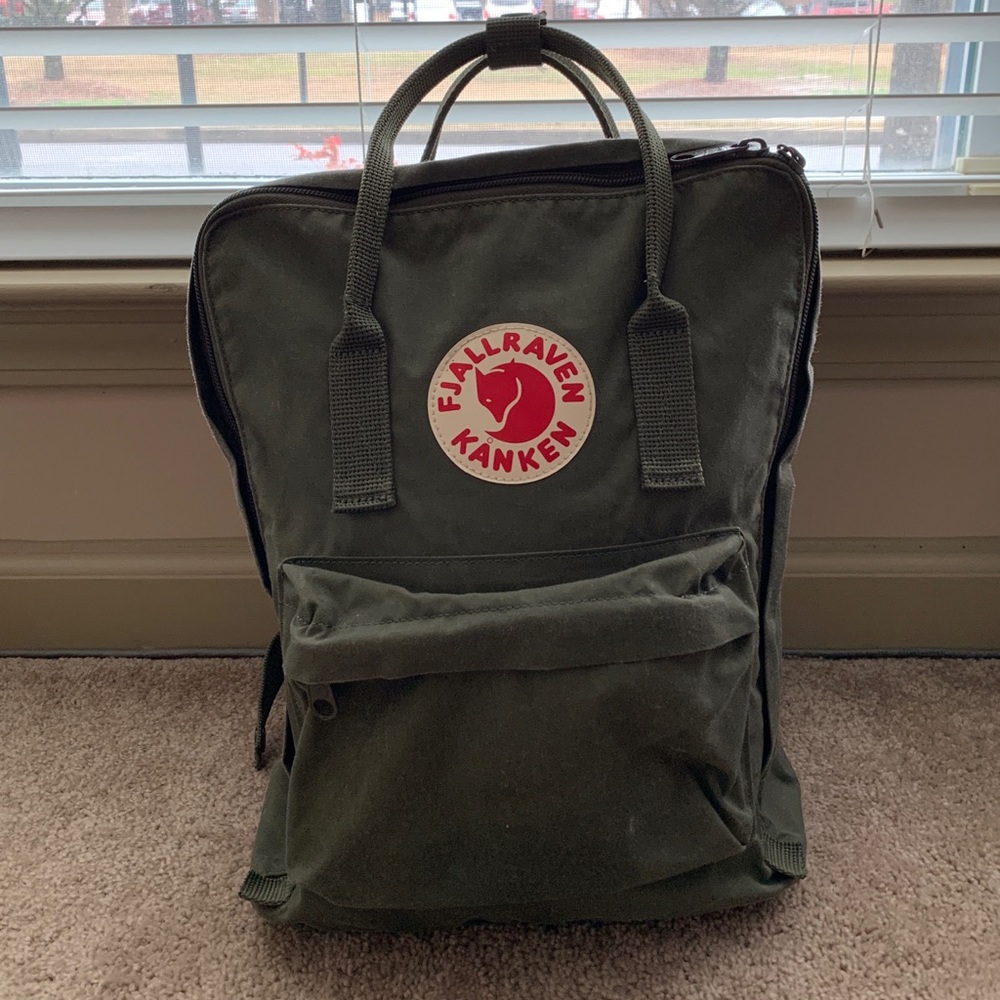 Green Fjallraven Kanken Backpack